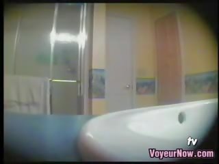 Sledovanie kamera v the kúpeľňa