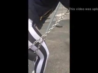 18 jaar oud legging publiek park spelen groot bips tieten ze nokken bij 18cams,org