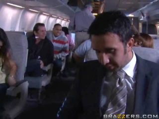 Passengers ottaa quickie sisään an airplane!